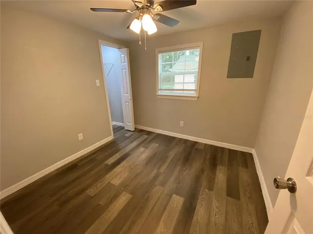 $1,875 | 4609 5th Street, Zephyrhills, FL 33542