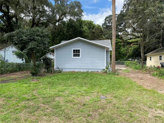 $1,875 | 4609 5th Street, Zephyrhills, FL 33542