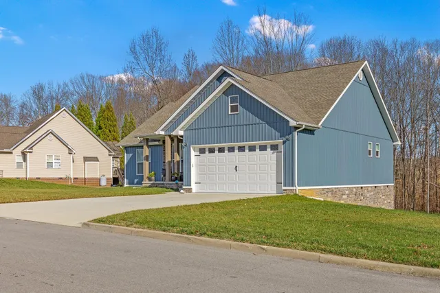 $397,777 | 100 Shadows Lawn Drive, Athens, TN 37303