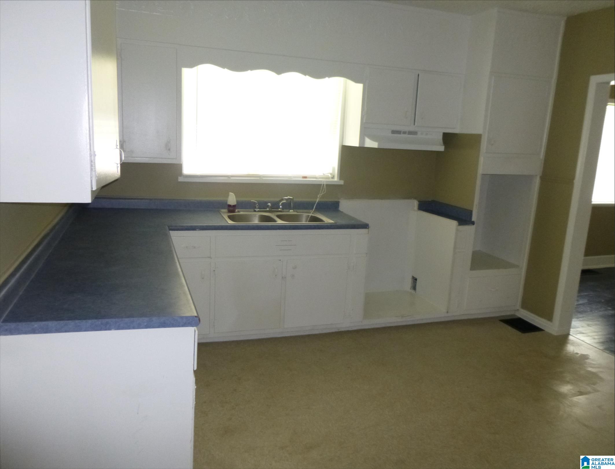 600 9th Avenue Midfield, AL 35228 - Photo 11 of 20