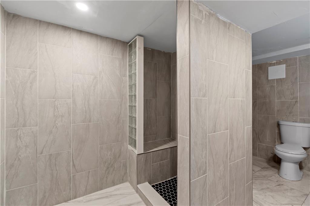 813 Bower Hill Road Bridgeville, PA 15017 - Photo 12 of 13 Gallery Image 12