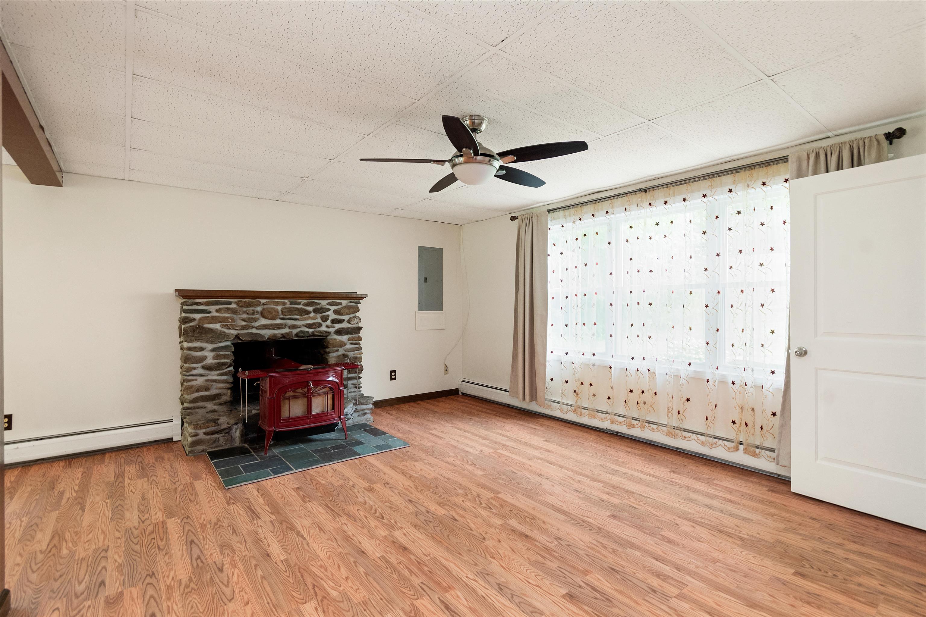 5 Alderbrook Road Essex, VT 05452 - Photo 11 of 48