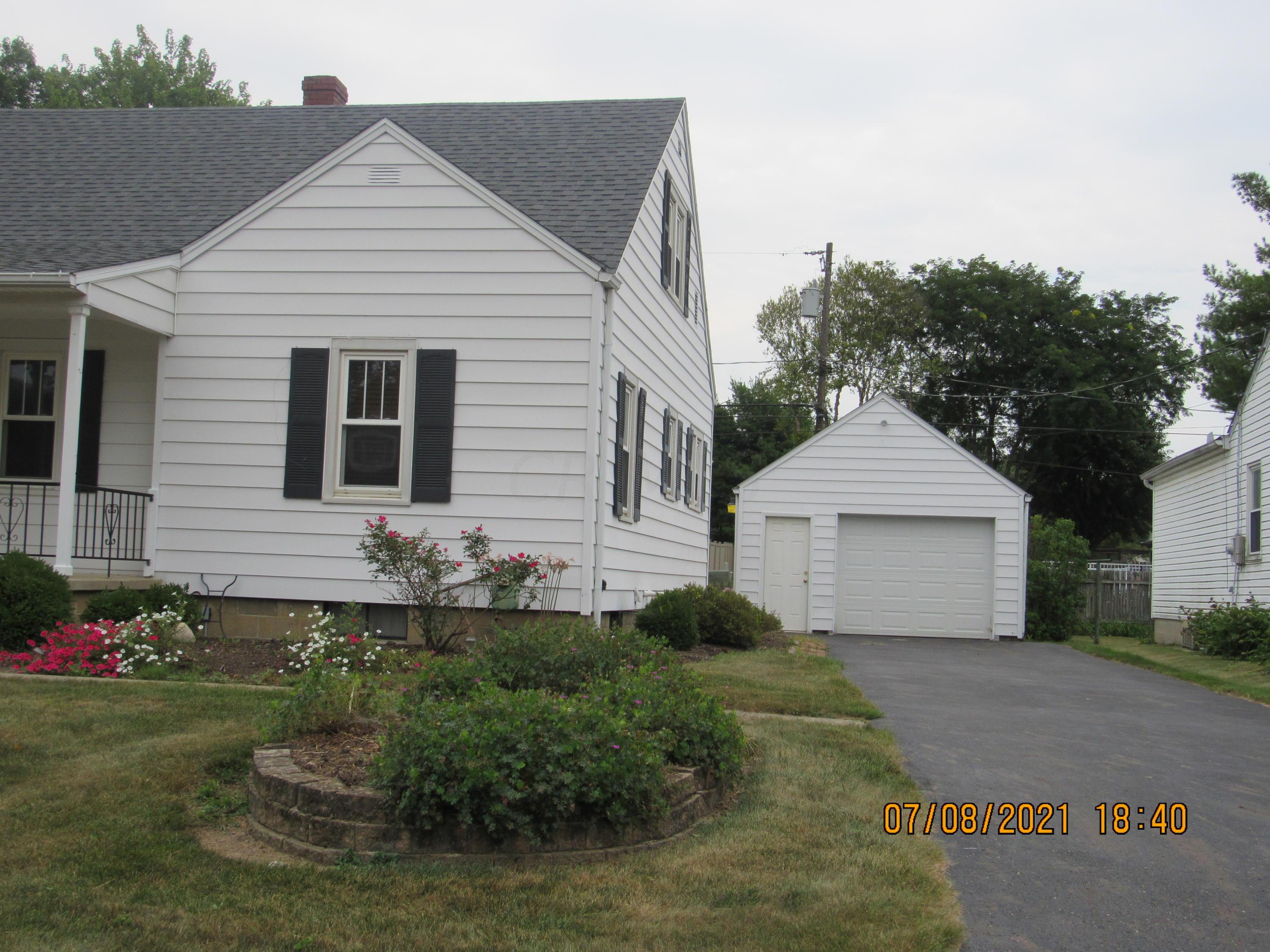 556 Springhollow Road Circleville, OH 43113 - Photo 2 of 18 Gallery Image 2