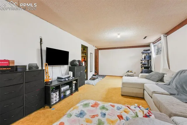 $349,900 | 155 South Brentwood Drive, Colorado Springs, CO 80910