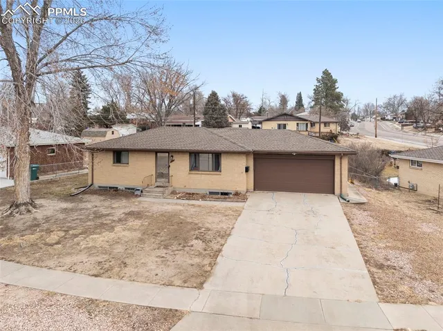 $349,900 | 155 South Brentwood Drive, Colorado Springs, CO 80910
