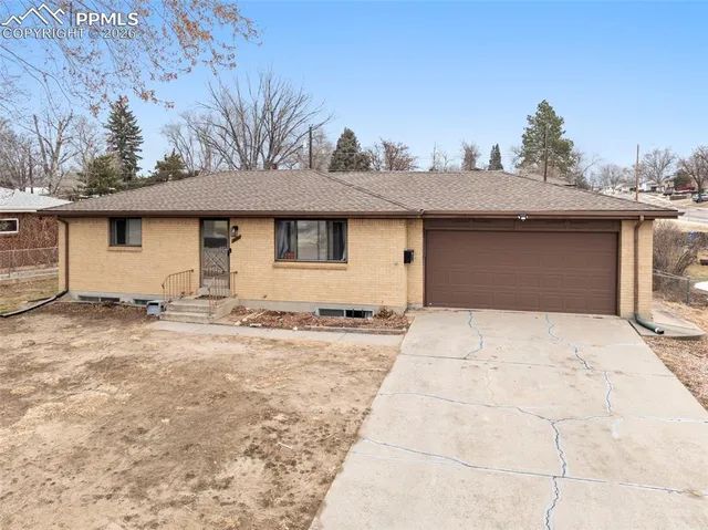 $349,900 | 155 South Brentwood Drive, Colorado Springs, CO 80910