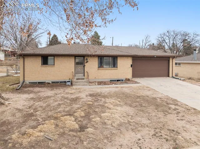 $349,900 | 155 South Brentwood Drive, Colorado Springs, CO 80910