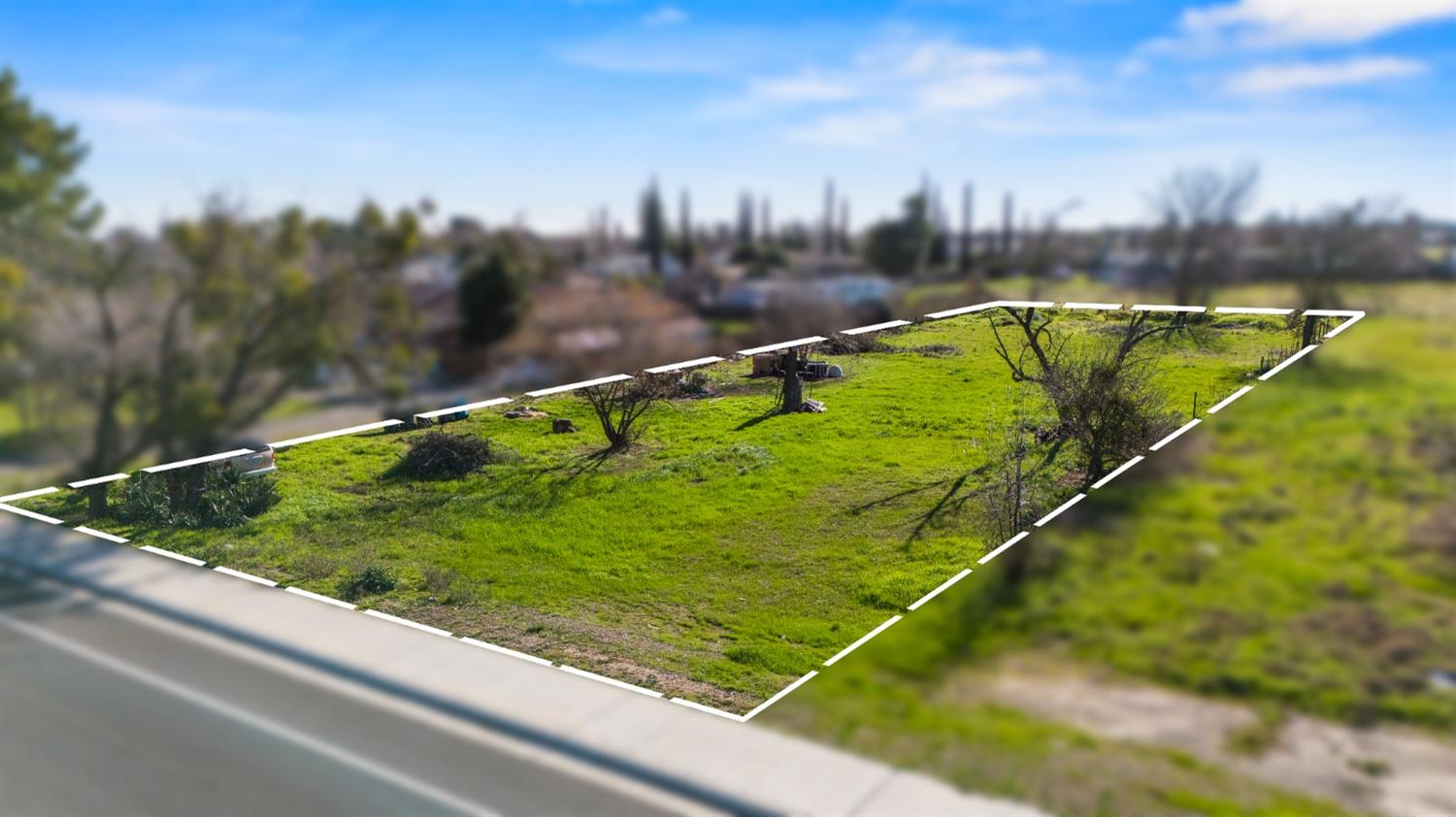 1736 North Beale Road Marysville, CA 95901 - Photo 1 of 12