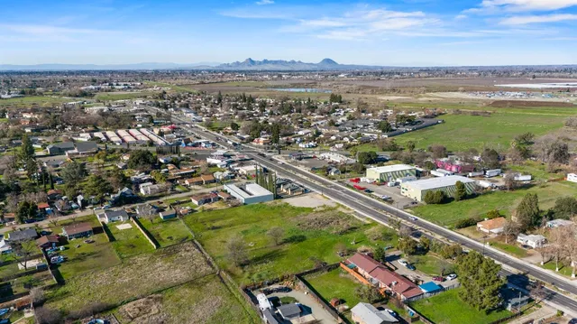 $176,000 | 1736 North Beale Road, Marysville, CA 95901