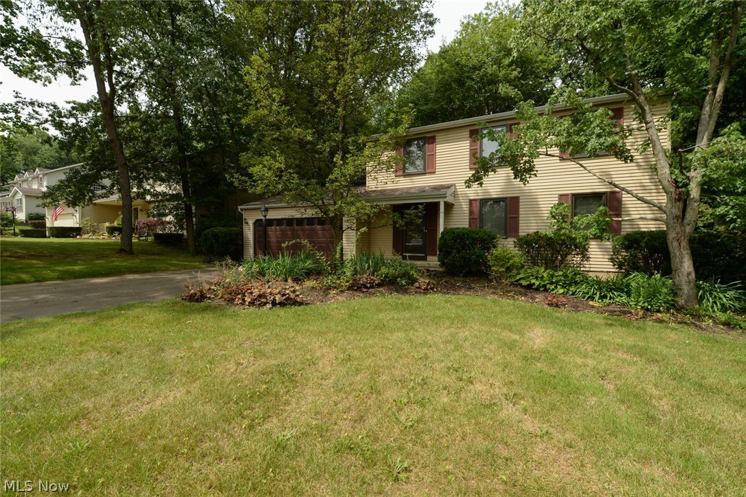 354 Silver Ridge Drive Akron, OH 44321 - Photo 3 of 30 Gallery Image 3