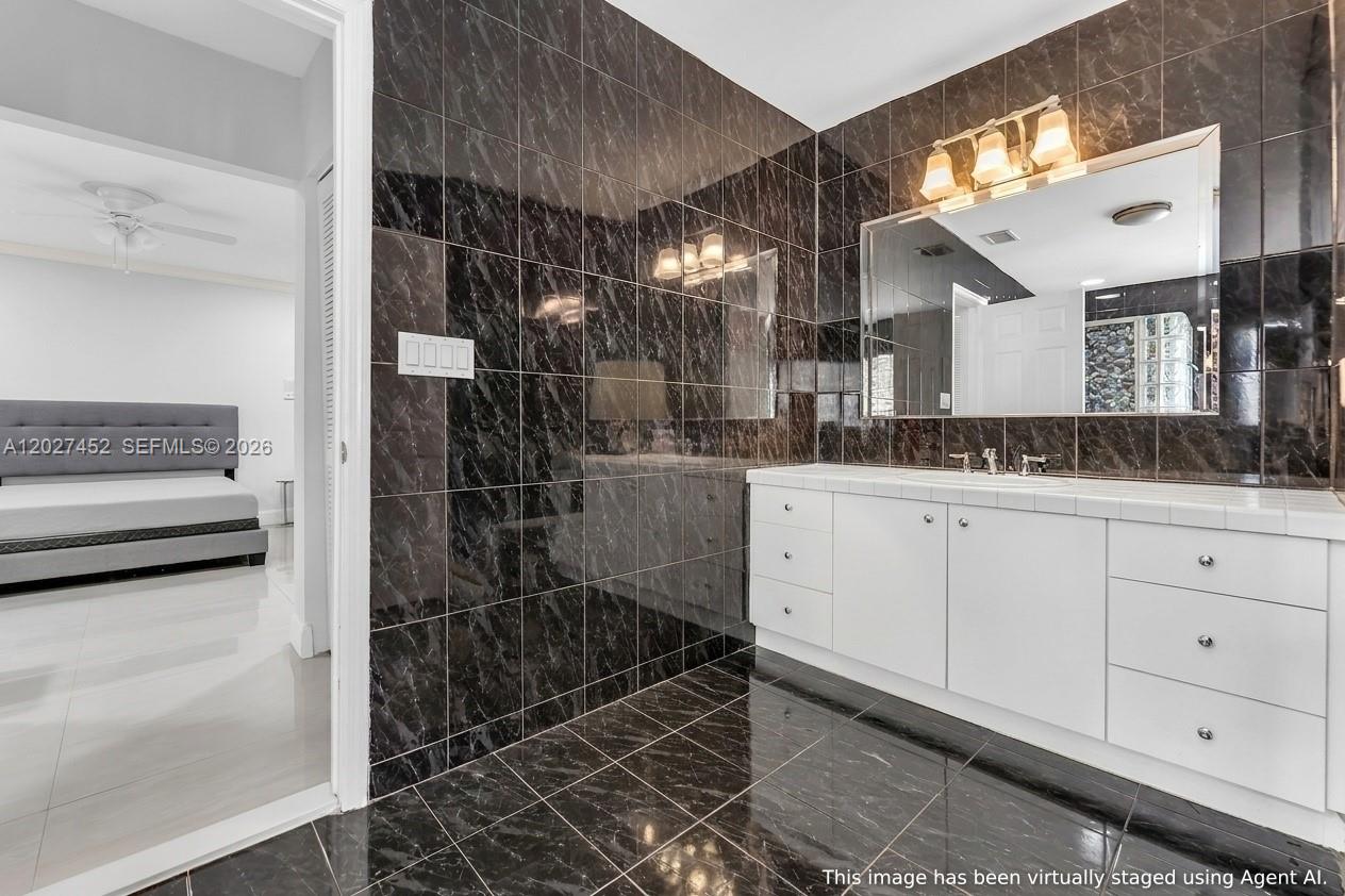 6284 Southwest 26th Street Miami, FL 33155 - Photo 56 of 74
