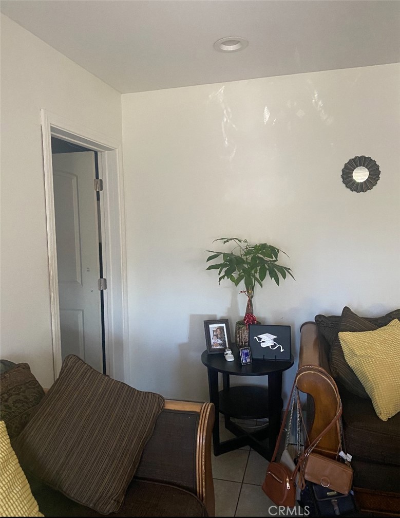 10246 Haddon Avenue Pacoima, CA 91331 - Photo 7 of 20
