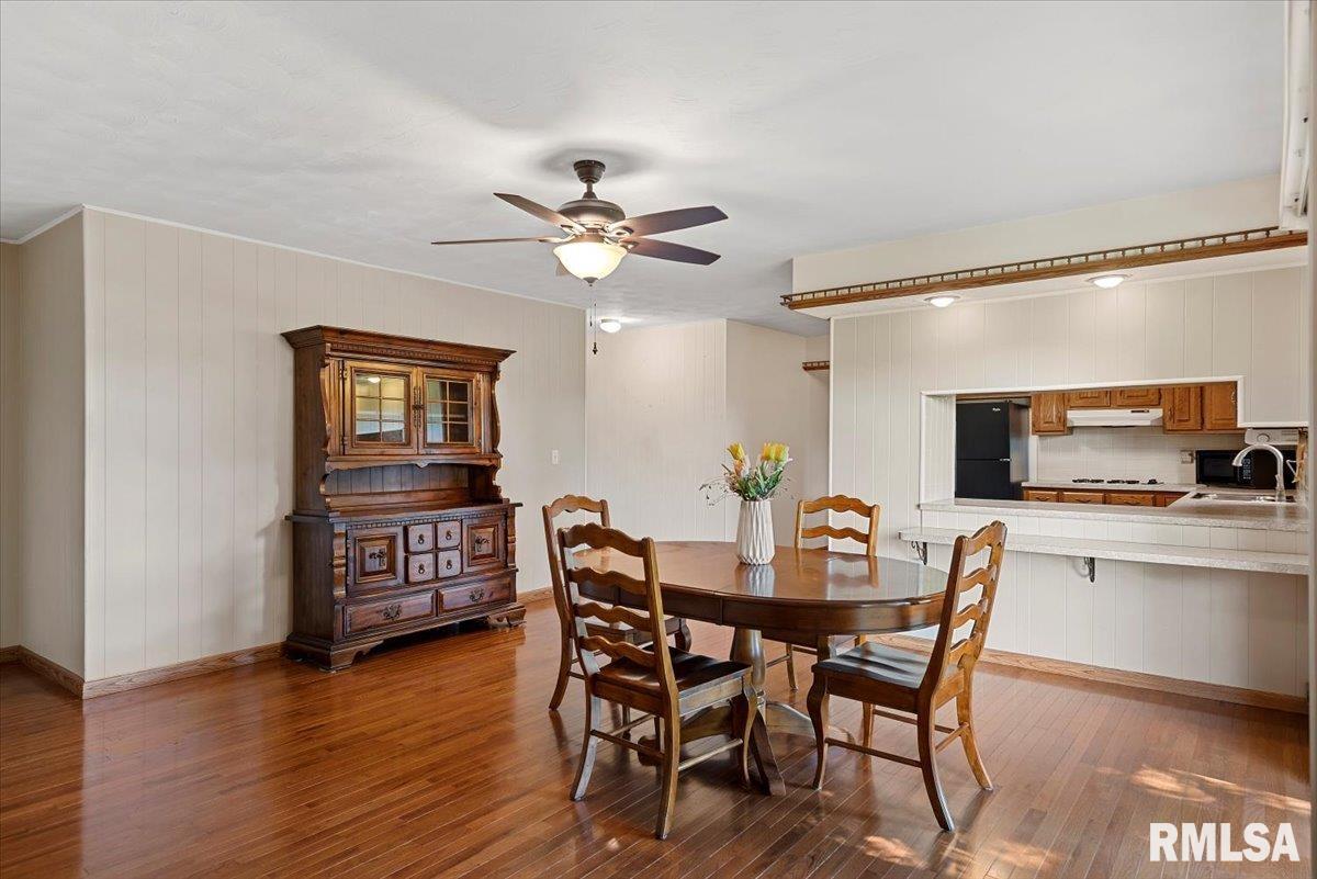 542 Sattley Street Rochester, IL 62563 - Photo 13 of 35