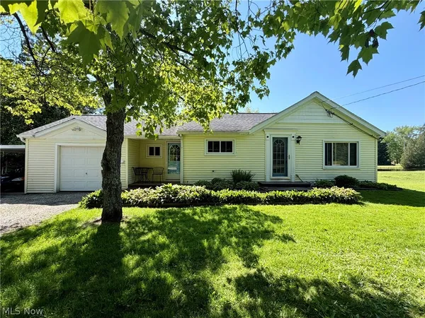 $184,900 | 13268 Shady Lane, Chesterland, OH 44026