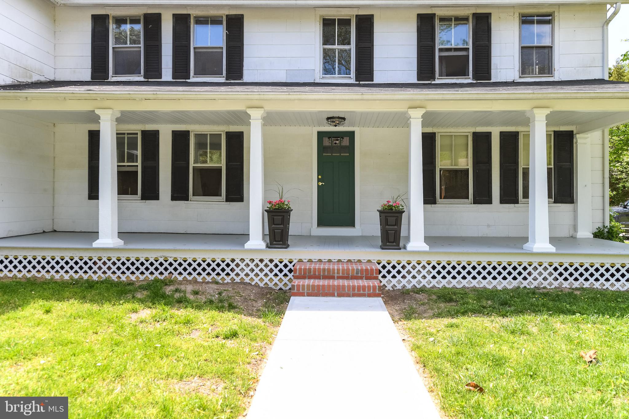 3414 Allen Road Eden, MD 21822 - Photo 4 of 42 Beautiful new front porch, steps and door
