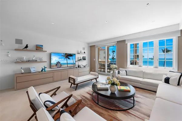 $5,500,000 | 19242 Fisher Island Drive, Unit 19242, Miami Beach, FL 33109