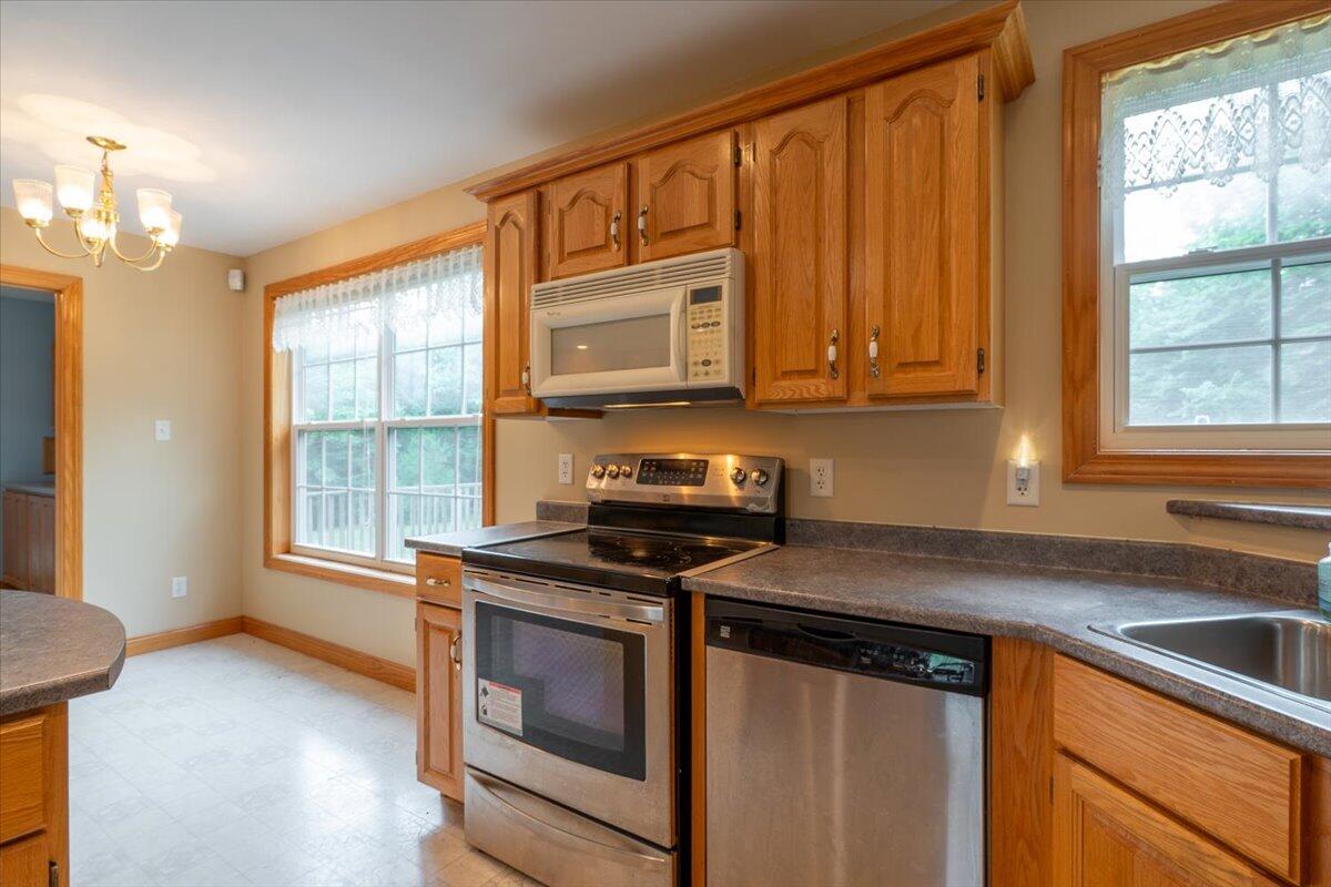 43 Tamarack Lane Cushing, ME 04563 - Photo 16 of 64