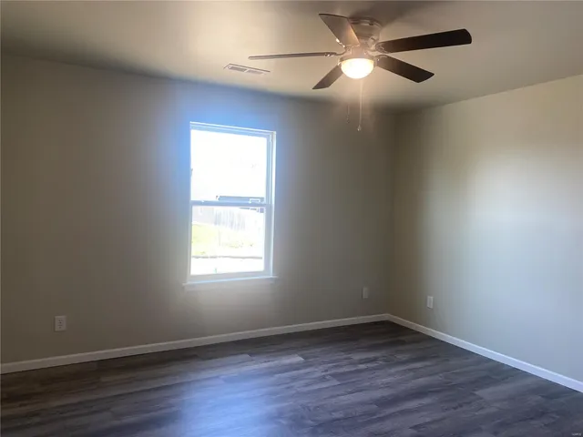 $319,000 | 455 Breckenridge Drive, Hannibal, MO 63401