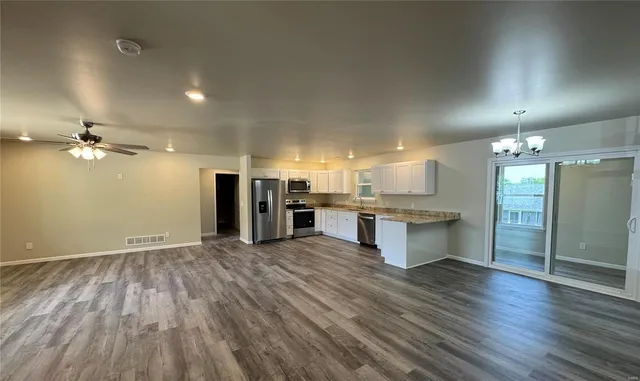 $319,000 | 455 Breckenridge Drive, Hannibal, MO 63401