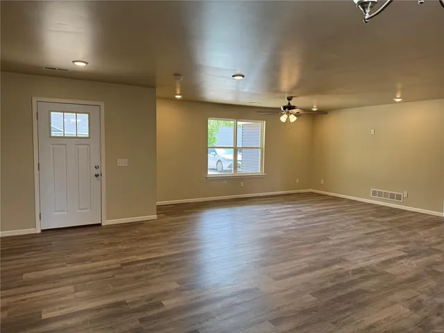 $319,000 | 455 Breckenridge Drive, Hannibal, MO 63401