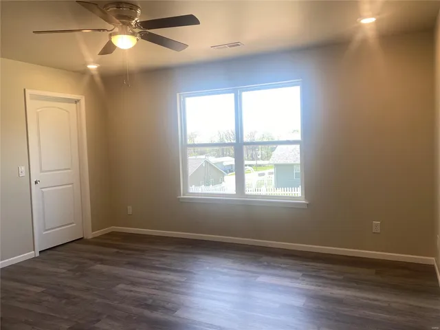 $319,000 | 455 Breckenridge Drive, Hannibal, MO 63401