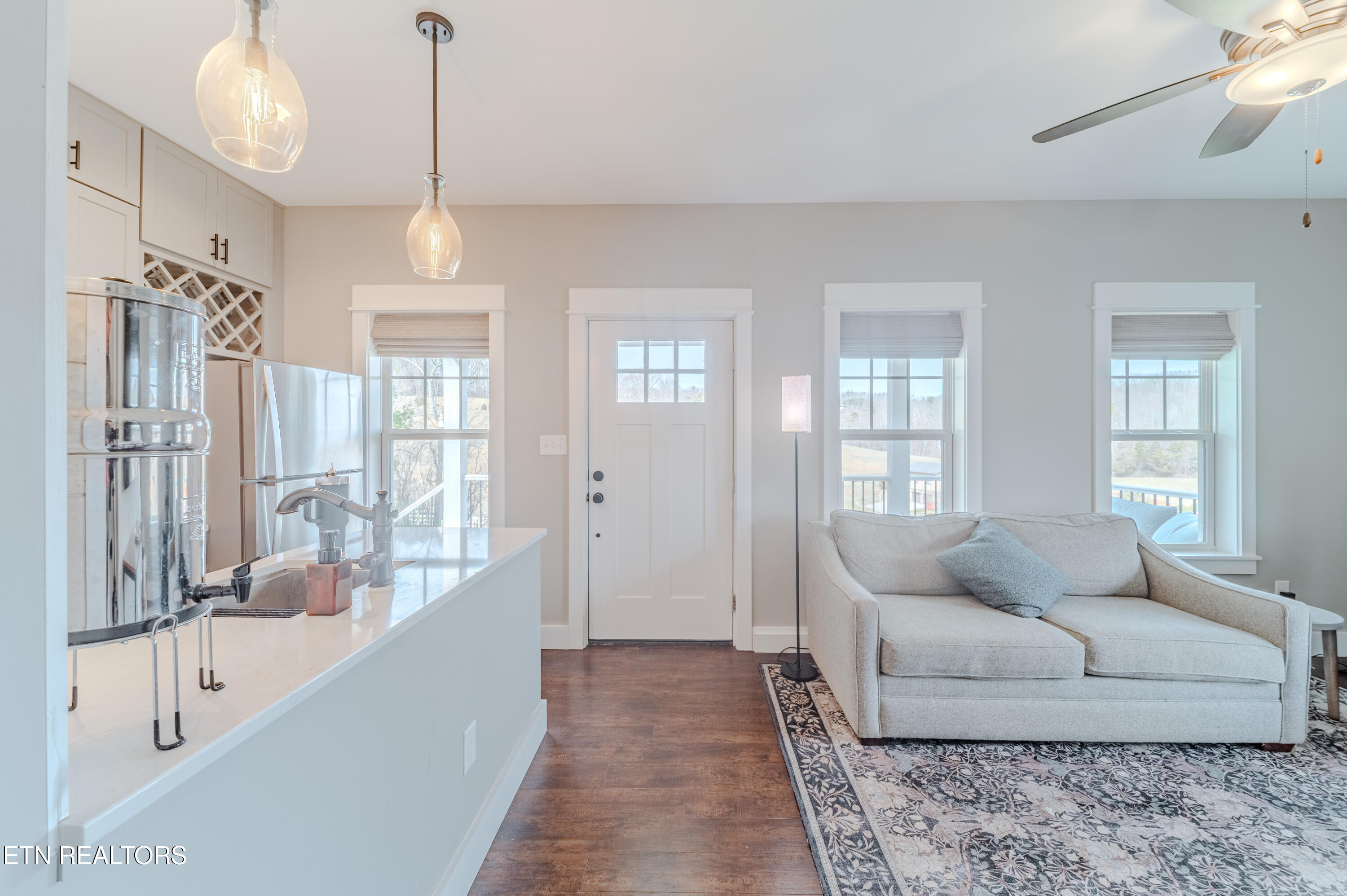 718 Offutt Road Clinton, TN 37716 - Photo 25 of 57 718-OFFUTT-inside-17