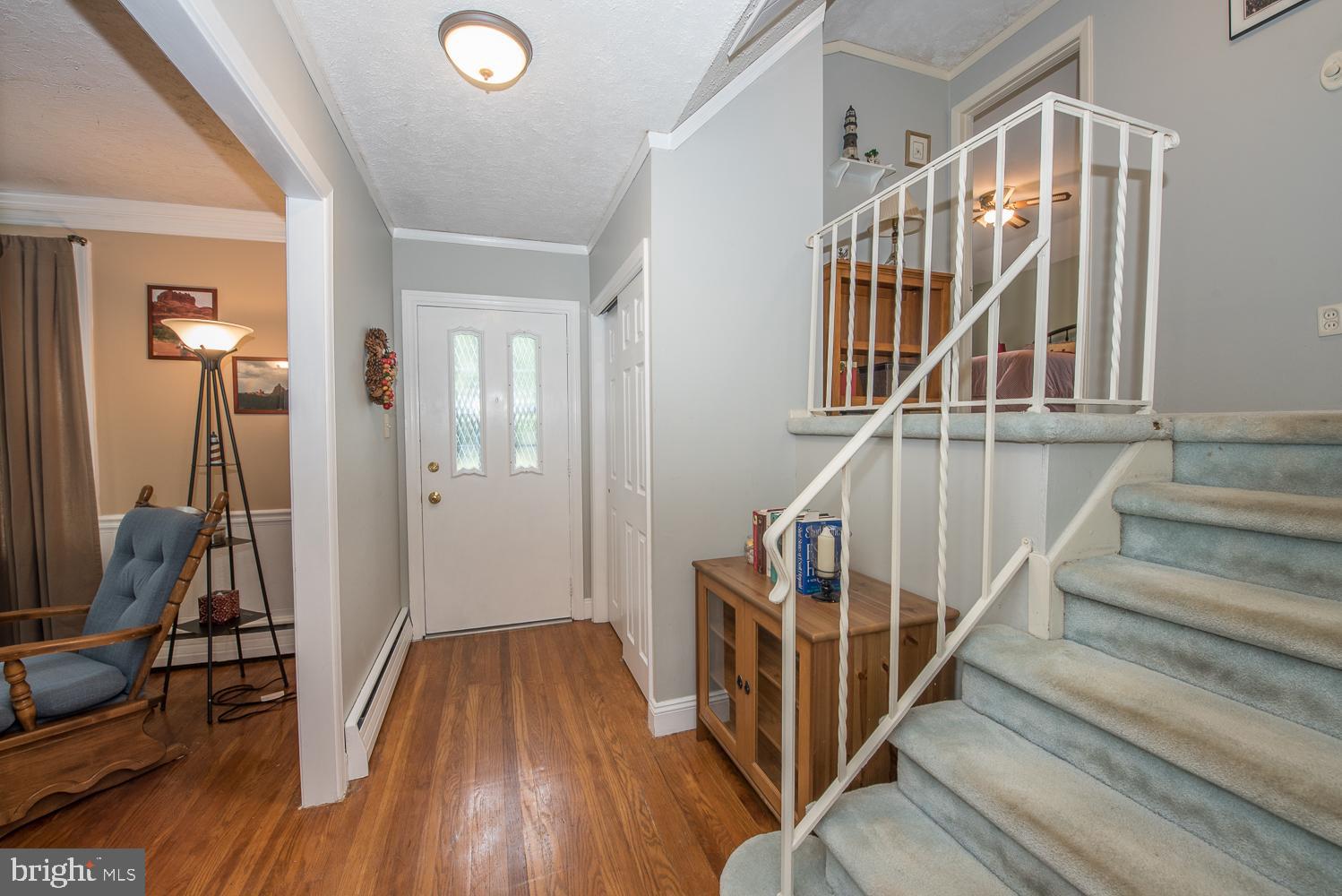 206 Becker Road North Wales, PA 19454 - Photo 3 of 26 Gallery Image 3