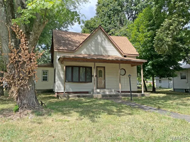 $70,000 | 801 North Market Street, Sparta, IL 62286