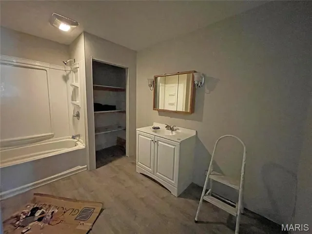 $70,000 | 801 North Market Street, Sparta, IL 62286