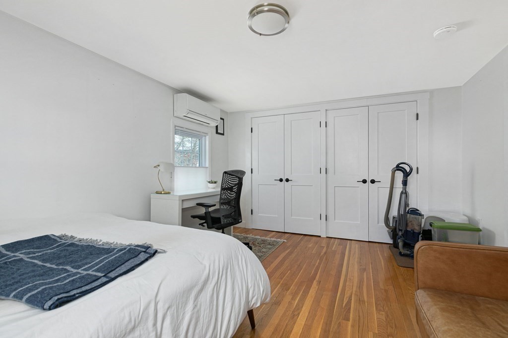 21 Glenhaven Road Boston, MA 02132 - Photo 23 of 33 Gallery Image 23