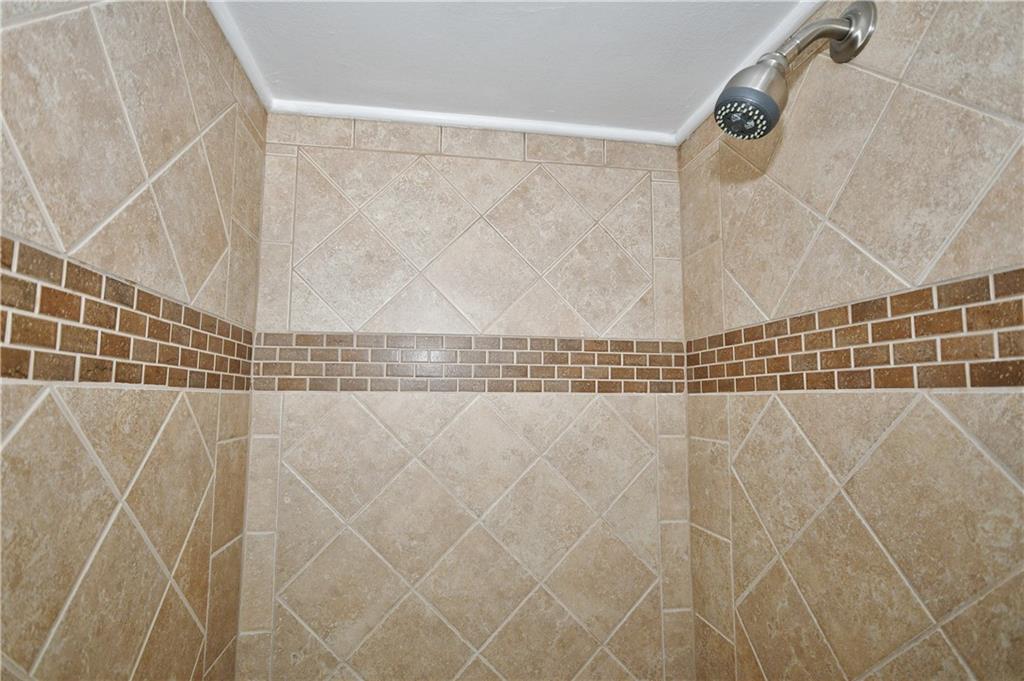 347 East Bruceton Road Pittsburgh, PA 15236 - Photo 15 of 25 Gallery Image 15