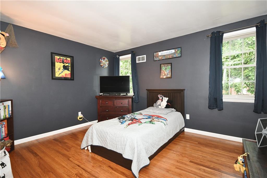 347 East Bruceton Road Pittsburgh, PA 15236 - Photo 19 of 25 Gallery Image 19