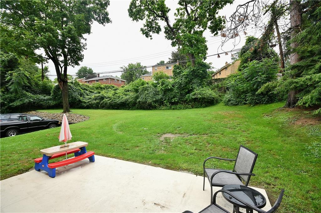 347 East Bruceton Road Pittsburgh, PA 15236 - Photo 23 of 25 Gallery Image 23