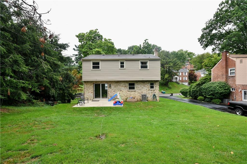 347 East Bruceton Road Pittsburgh, PA 15236 - Photo 25 of 25 Gallery Image 25