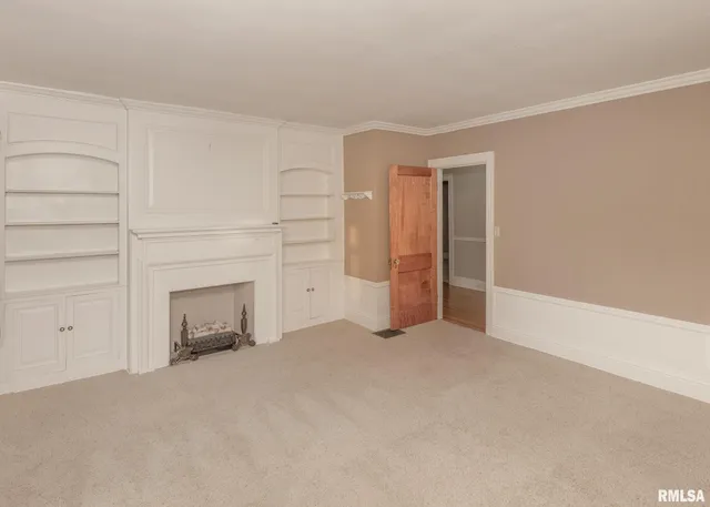 $240,000 | 2501 Brady Street, Davenport, IA 52803