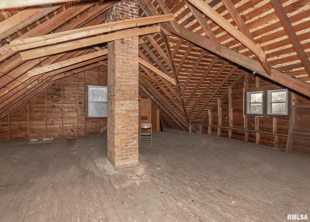 $240,000 | 2501 Brady Street, Davenport, IA 52803