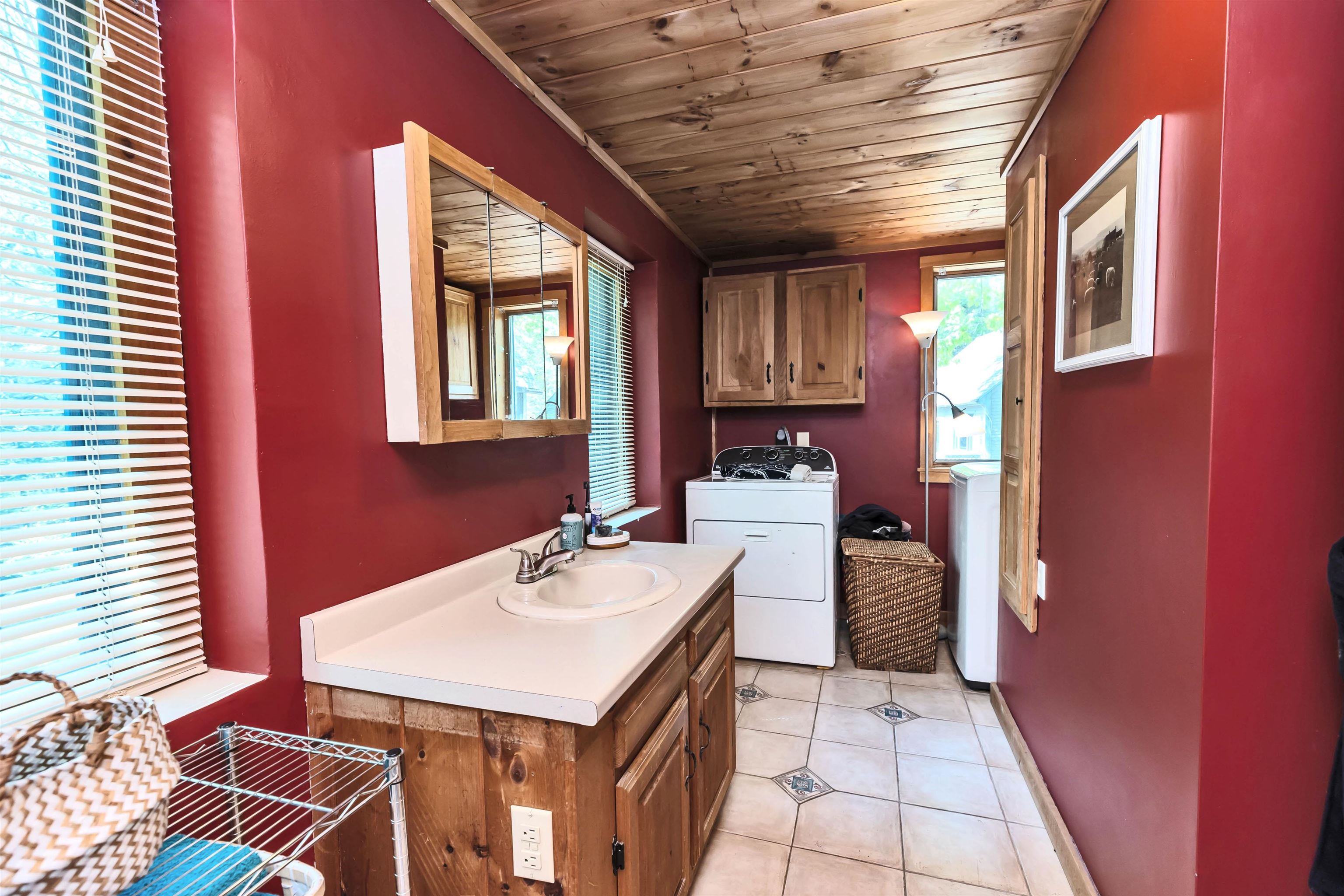 68 Dutton Road Lyndeborough, NH 03082 - Photo 13 of 40