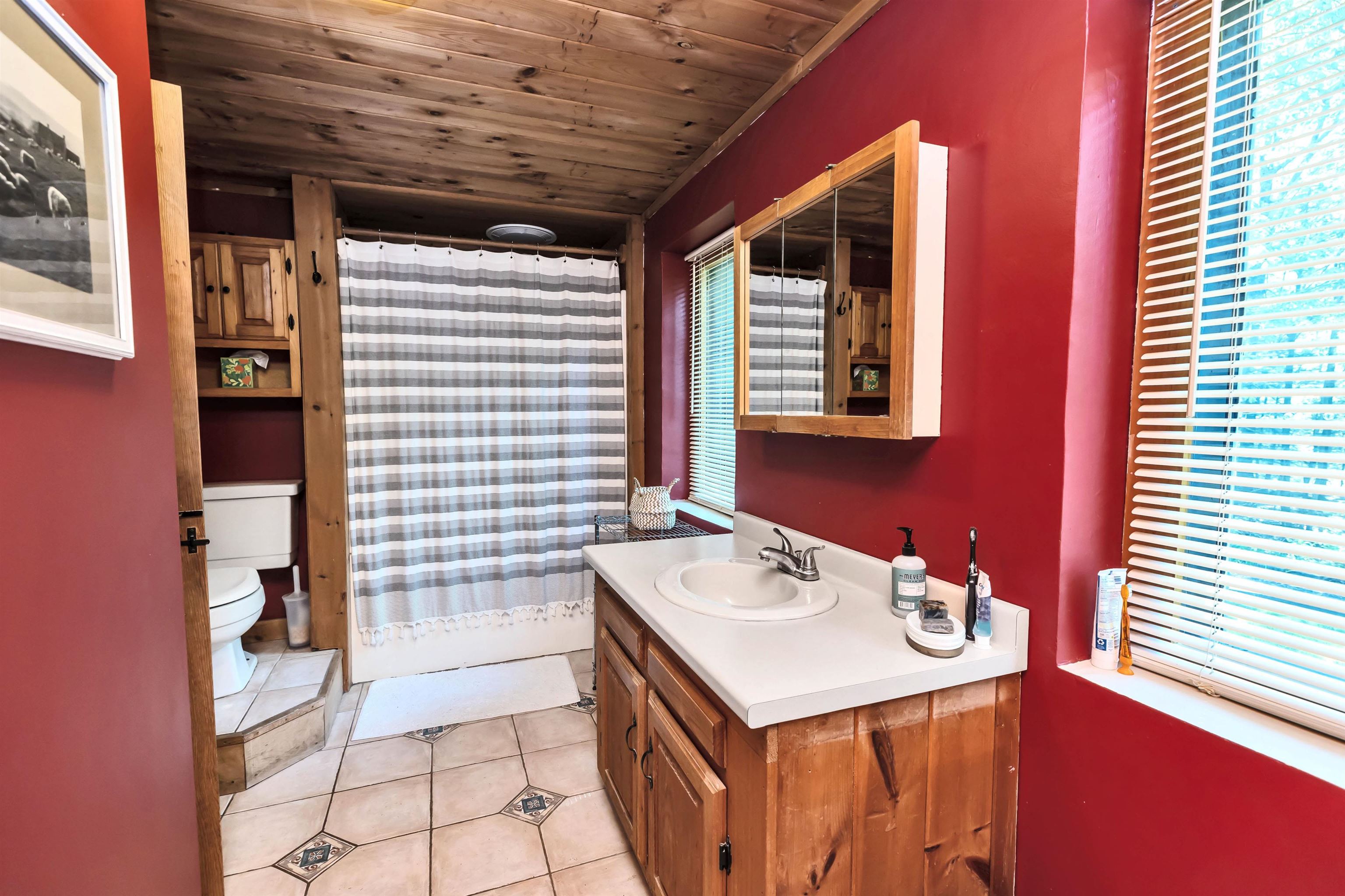 68 Dutton Road Lyndeborough, NH 03082 - Photo 14 of 40