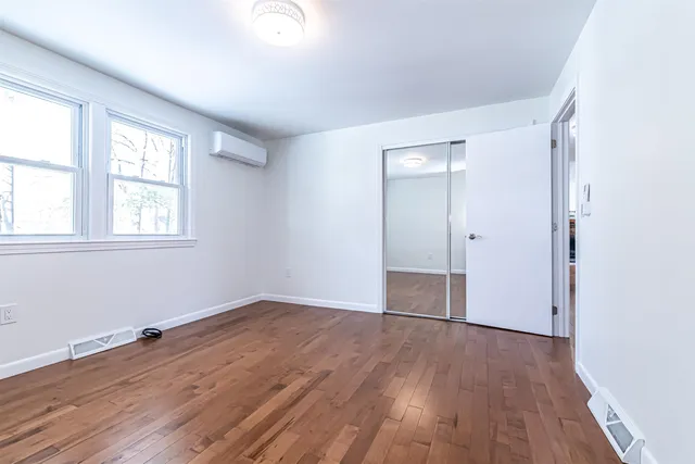 $499,999 | 6 Lamplighter Drive, Nashua, NH 03064