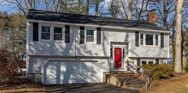 $499,999 | 6 Lamplighter Drive, Nashua, NH 03064