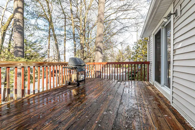 $499,999 | 6 Lamplighter Drive, Nashua, NH 03064