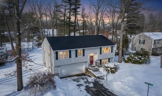 $499,999 | 6 Lamplighter Drive, Nashua, NH 03064