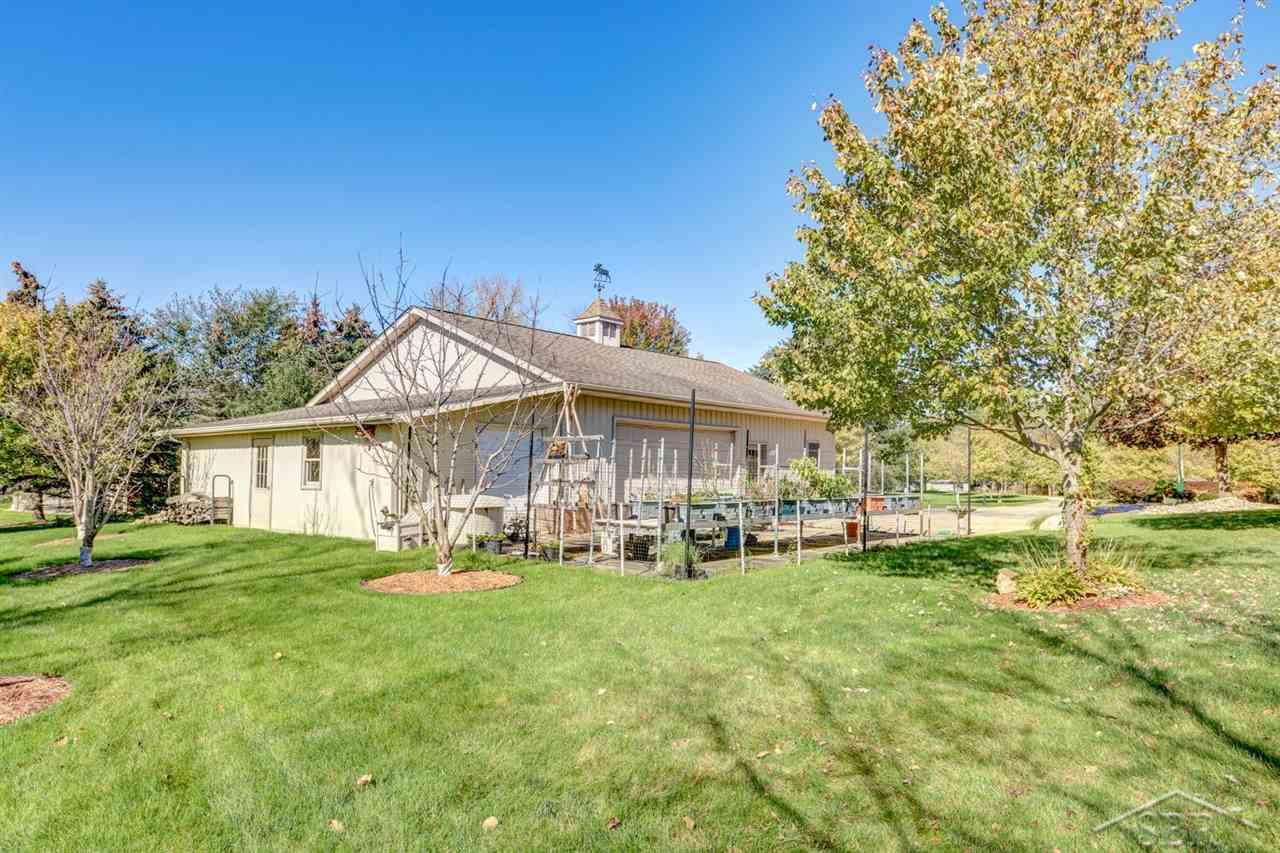 7425 State Road Saginaw, MI 48609 - Photo 53 of 76 50058465-52.JPG