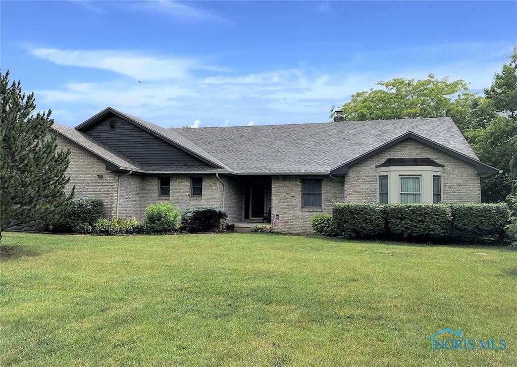 3047 Albon Road Maumee, OH 43537 - Photo 16 of 49 Gallery Image 16