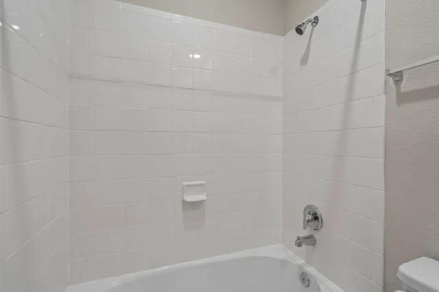 $359,990 | 4011 Sterling Springs, League City, TX 77573