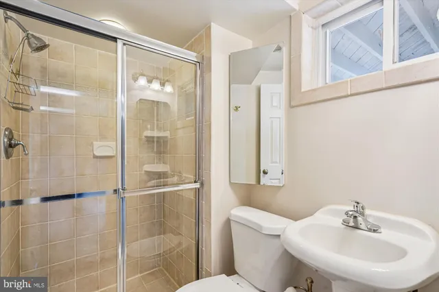 $5,500 | 1918 Contralto Court, Vienna, VA 22182