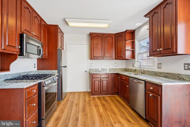 $5,500 | 1918 Contralto Court, Vienna, VA 22182