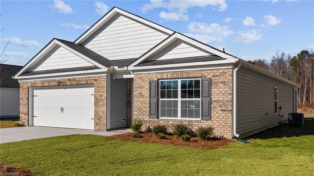 162 Chessie Road Mocksville, NC 27028 - Photo 2 of 30 *Photos are of model home and are for representational purposes only.