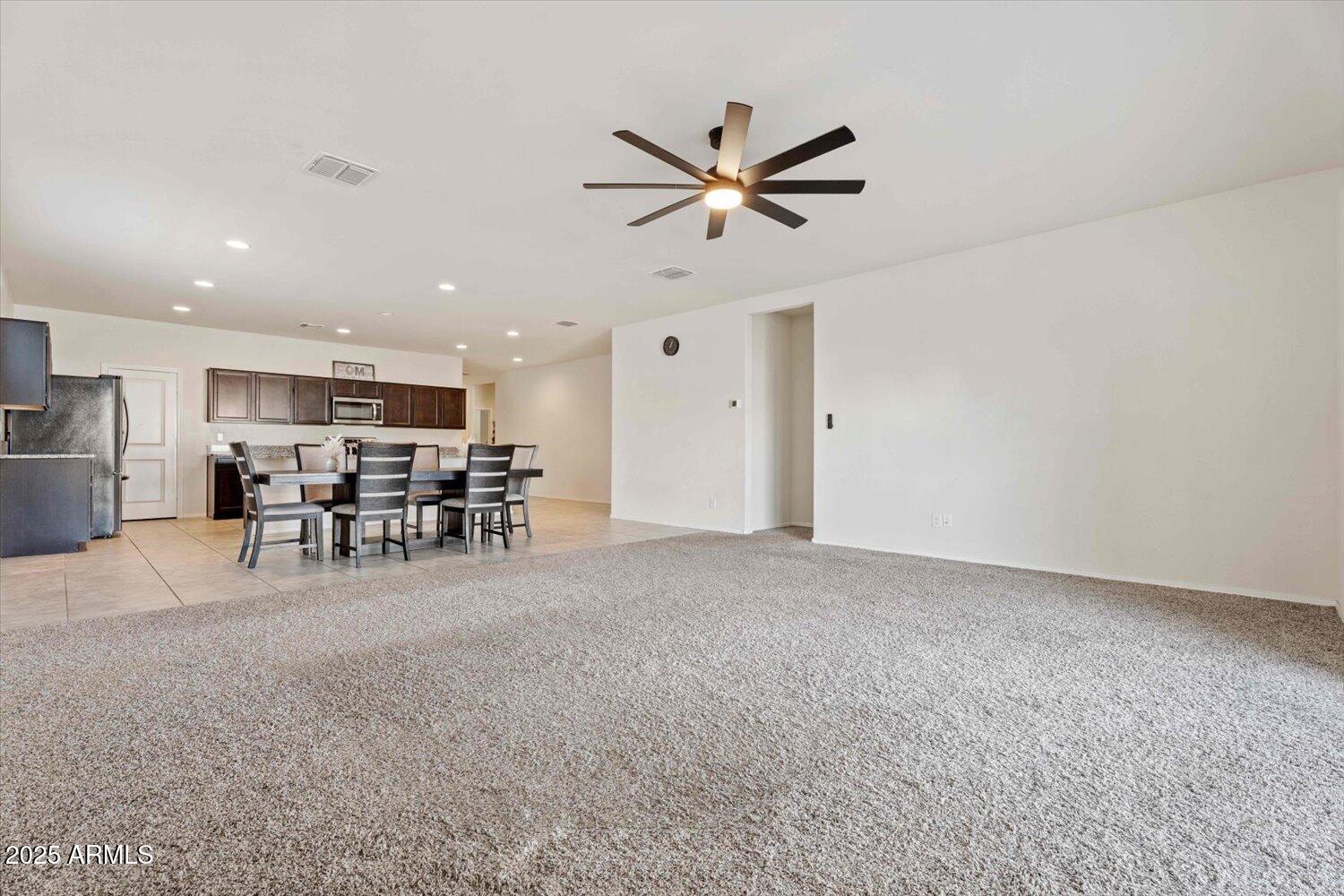 7824 West Payson Road Phoenix, AZ 85043 - Photo 12 of 27 12-A7406111