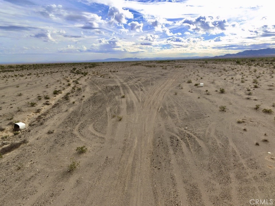 0 646-261-26-0000 Vidal, CA 92280 - Photo 7 of 8 a view of an ocean beach